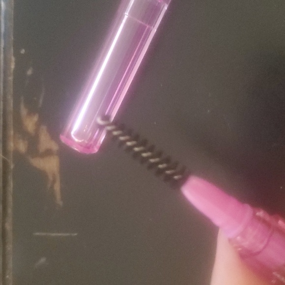 Kosas brow pencil - Picture 6 of 6